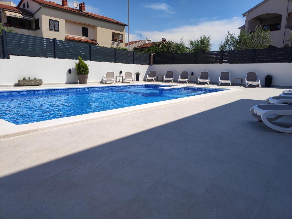 Viktor Rooms And Apartments Rovinj Exterior foto