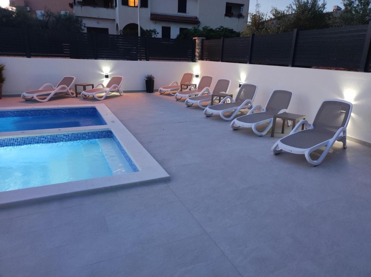 Viktor Rooms And Apartments Rovinj Exterior foto