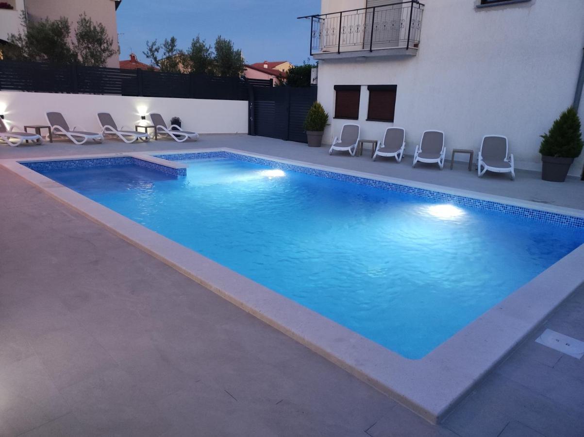 Viktor Rooms And Apartments Rovinj Exterior foto