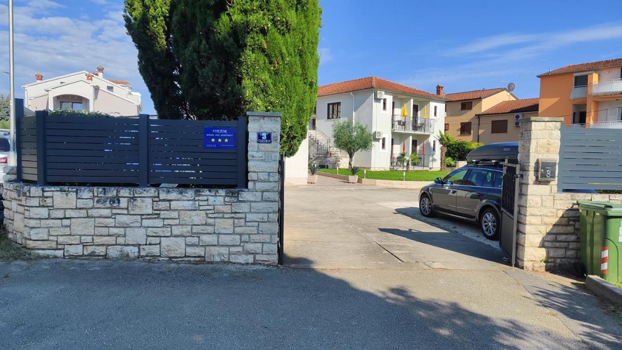 Viktor Rooms And Apartments Rovinj Exterior foto