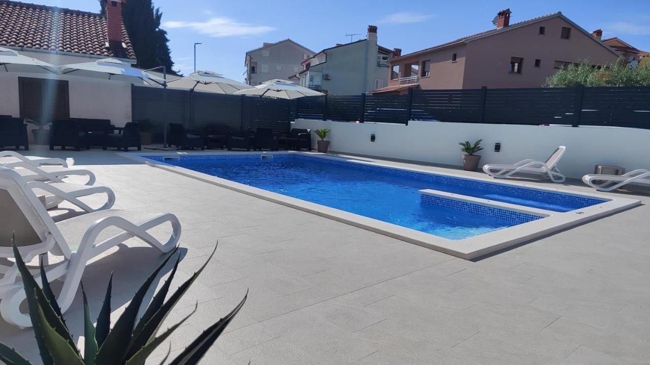 Viktor Rooms And Apartments Rovinj Exterior foto